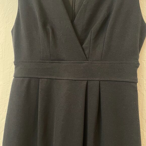 Banana Republic Dresses & Skirts - ~ Banana Republic 4 Dress Black Cocktail Sleeveless V Knee Midi Wrap S LBD